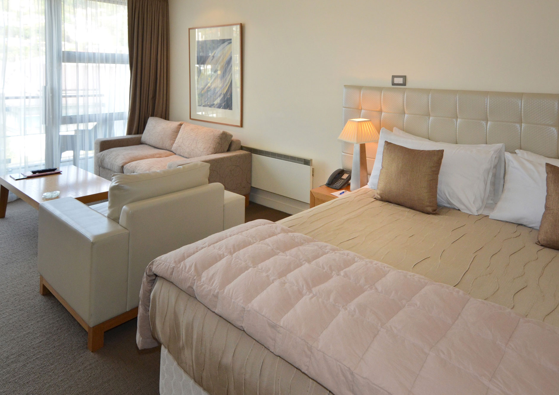 Executive-Room-Suites-4